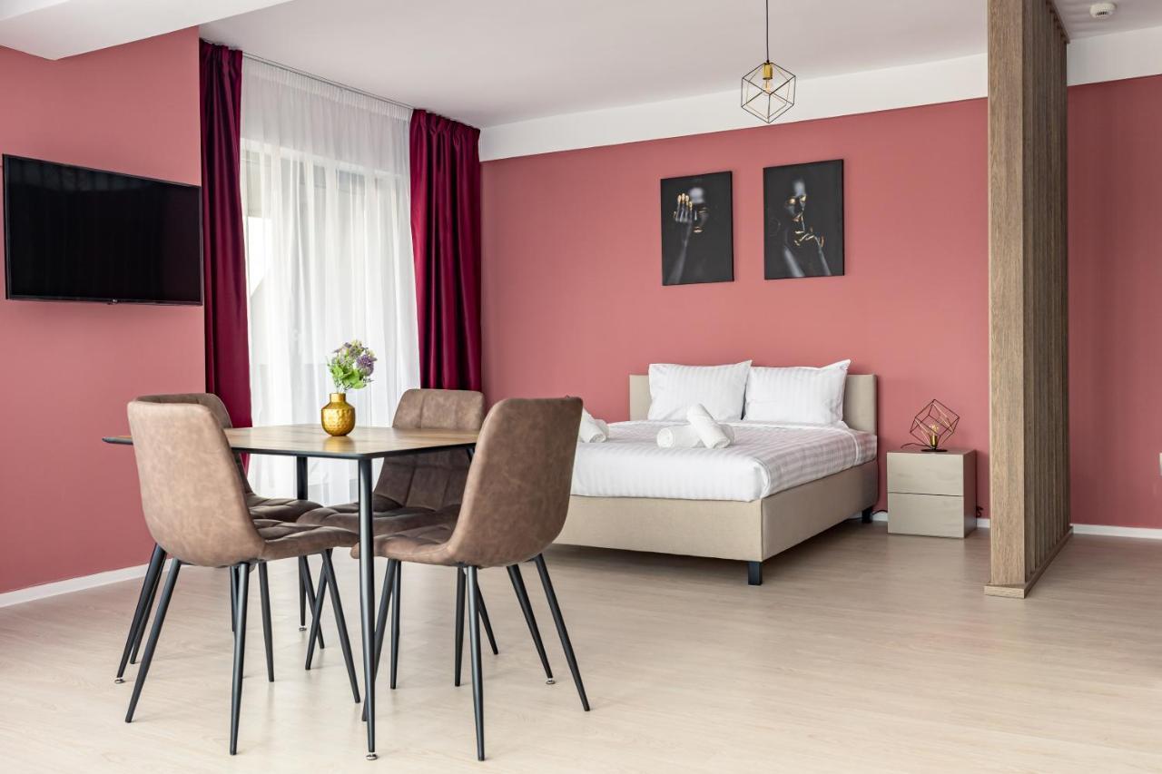 Tower Apartments คลูจ-นาโปกา ภายนอก รูปภาพ